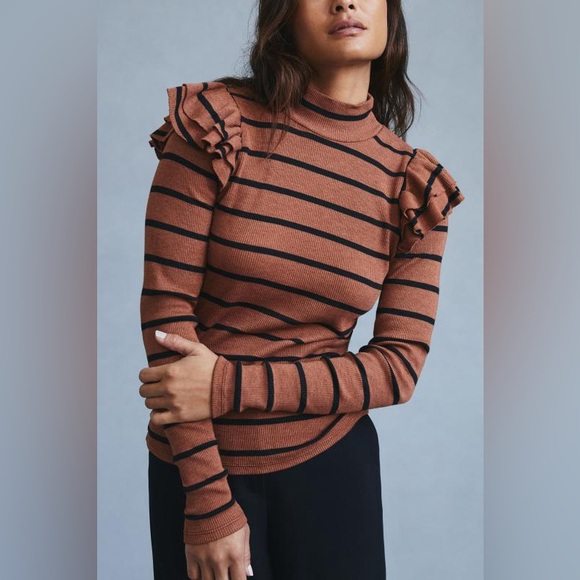 BNWT — Anthropologie T.La Ruffled Turtleneck Top — Size MD - Picture 3 of 6